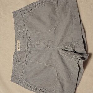Banana Republic Striped Cuffed Martin Shorts Size 6